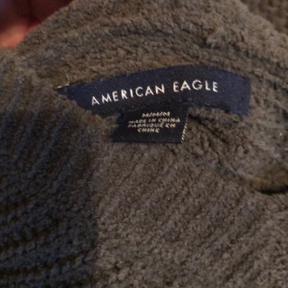 sweater - Picture 2 of 3